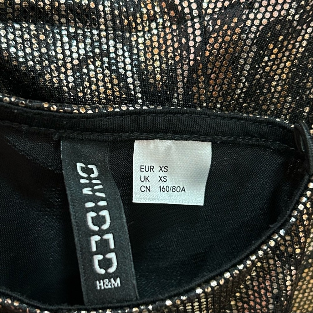 H&M METALLIC BODYCON DRESS - Picture 4 of 5